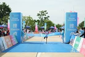 亚利桑那响尾蛇队聘请托瑞·洛夫洛担任球队新任总教练