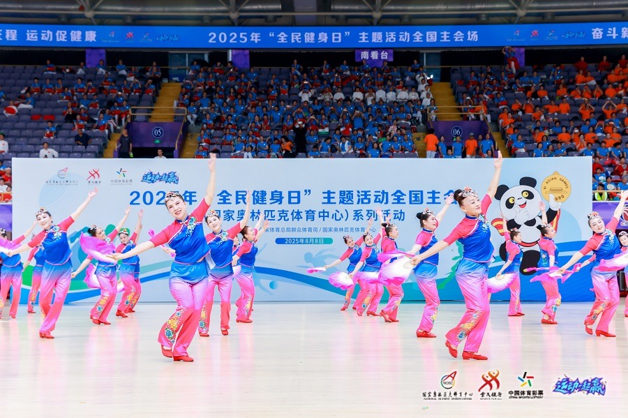 跟队：米兰不太可能在一月运作莱万，但他是夏窗的理想人选